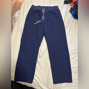 Figs size L Livingston scrub pants
